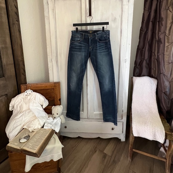Lucky Brand Sienna Tomboy straight leg button fly jeans, size 27 - Picture 1 of 9